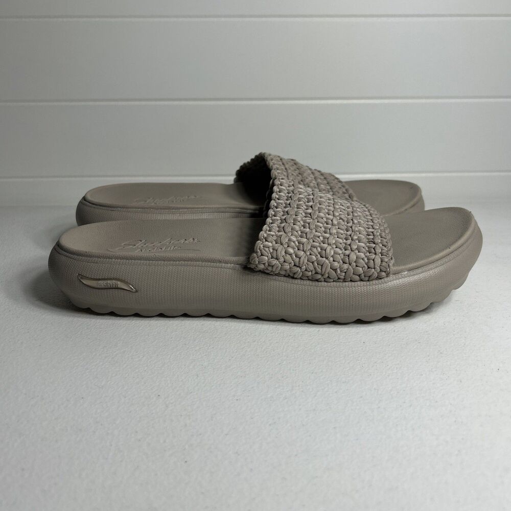 Skechers Women’s Slide Sandals Size 11 Beige Fit Cloud 7 “Oh She Pretty” Comfort